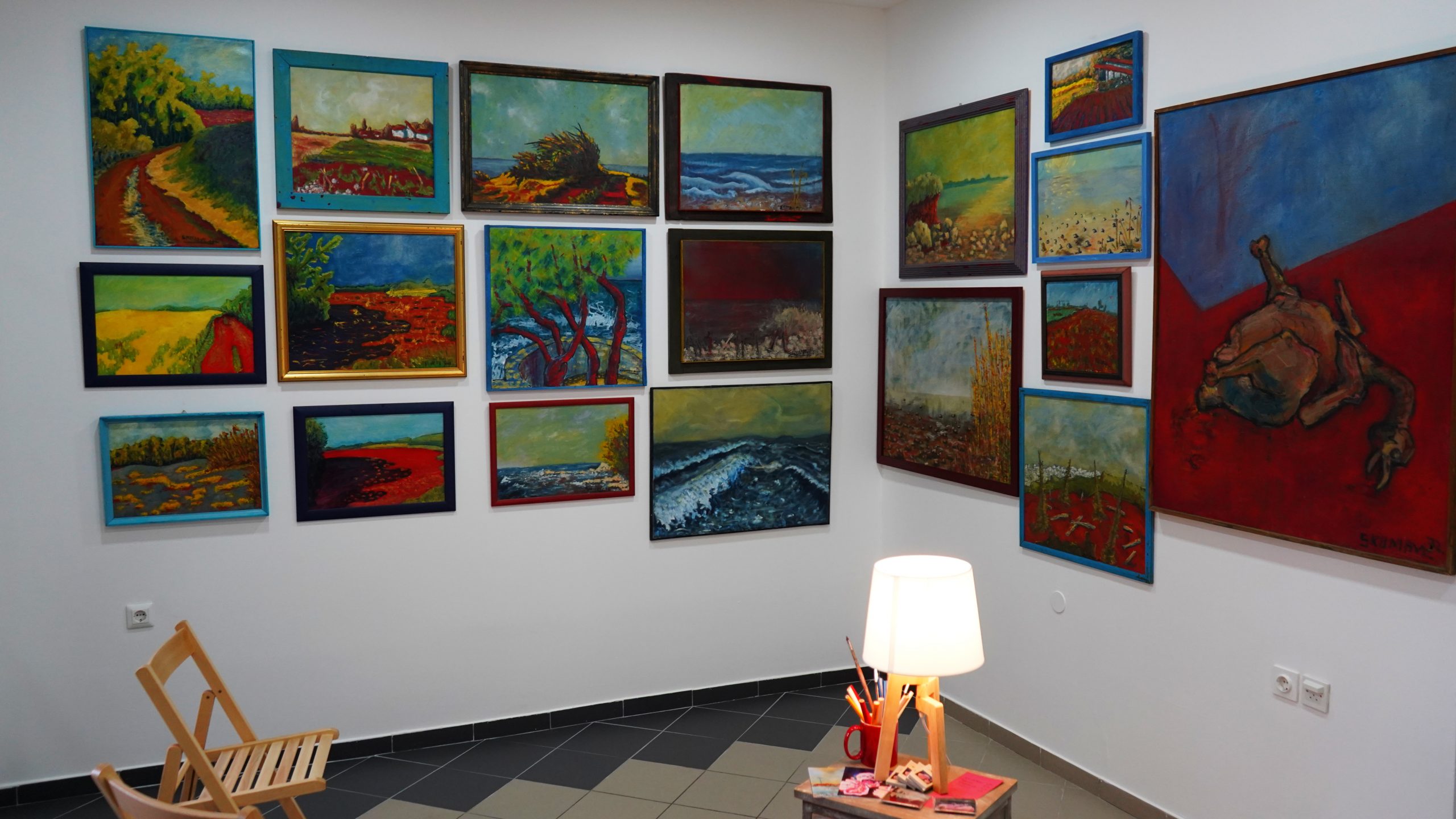 Odprli slikarsko galerijo Atelje MS